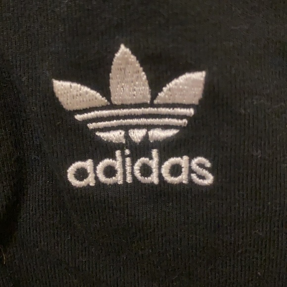 Black adidas biker shorts size medium - Picture 2 of 4